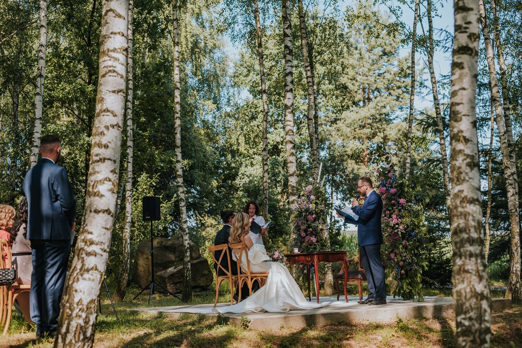 plenerowa ceremonia ślubna pod Krakowem Dworzyszcze Wola ślub humanistyczny plenerowa ceremonia ślubna pod Krakowem Dworzyszcze Wola ślub humanistyczny