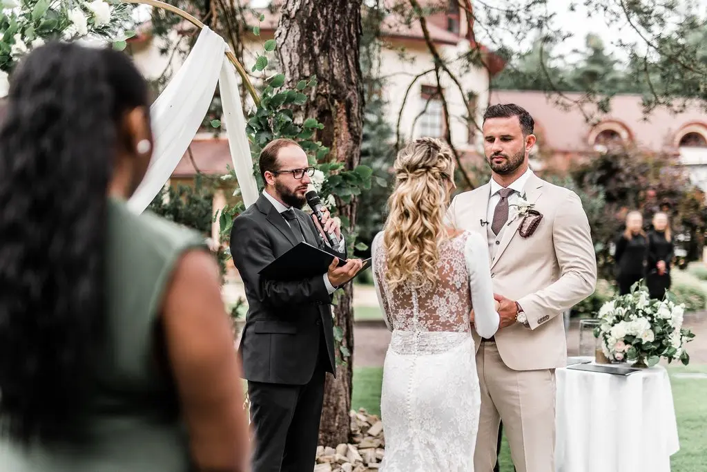 czy ślub symboliczny można połączyć ze ślubem cywilnym w plenerze, organizacja ceremonii Kraków