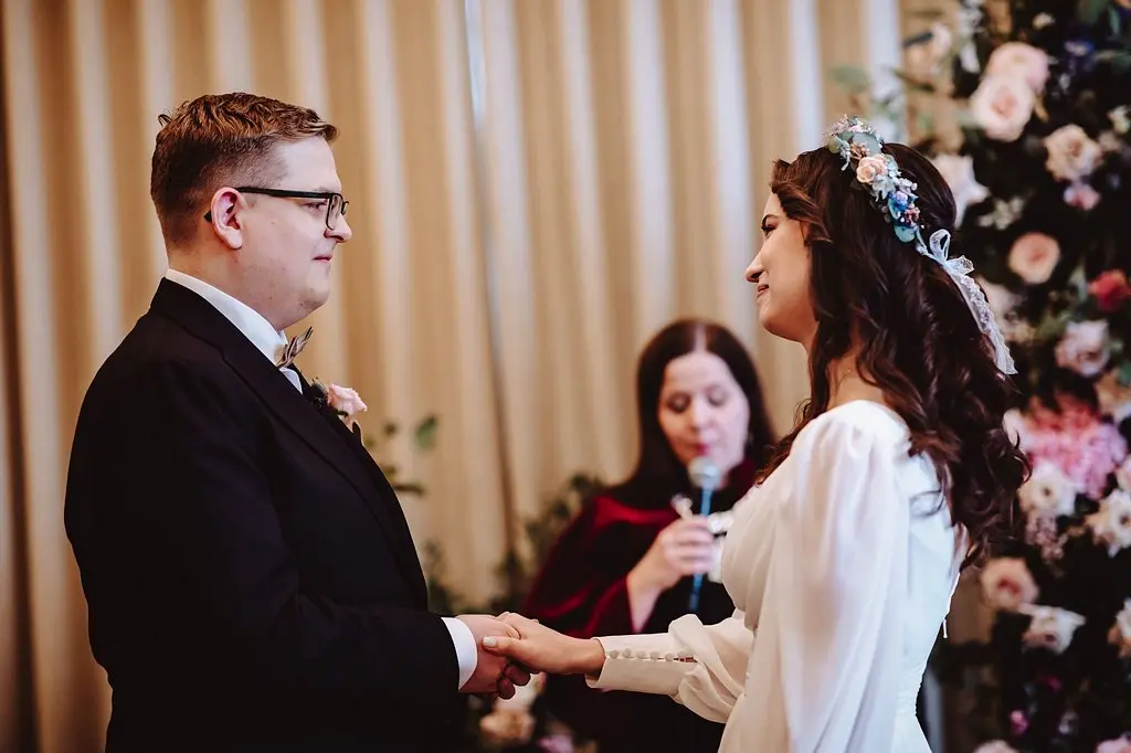 jak zorganizować ślub poza Urzędem Stanu Cywilnego, ślub cywilny na sali weselnej