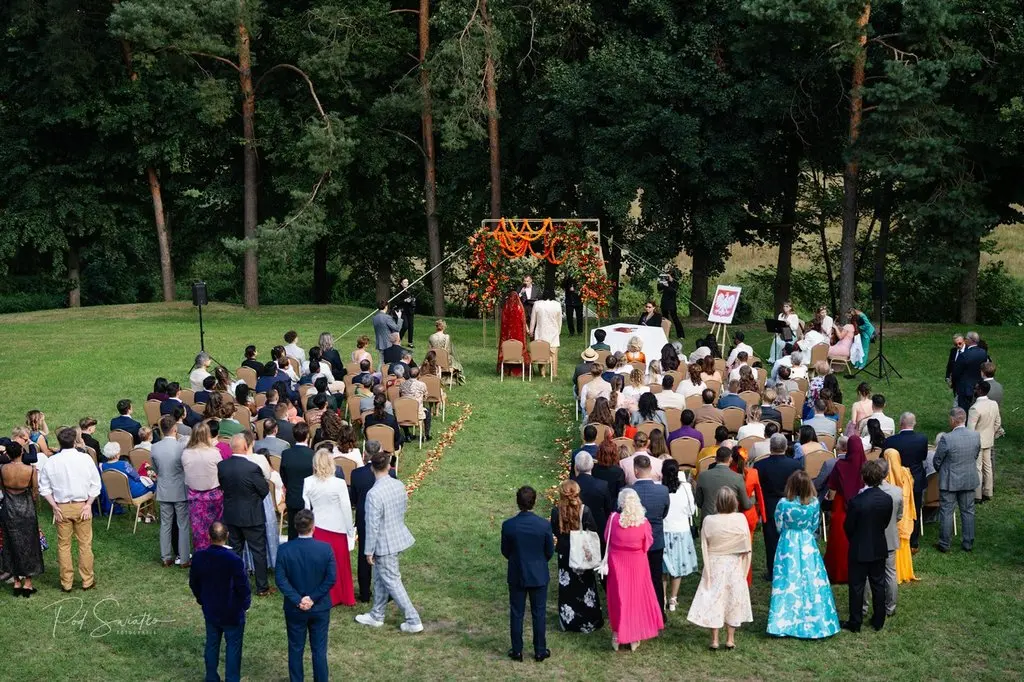 plenerowy ślub polsko hinduski, ślub cywilny w plenerze