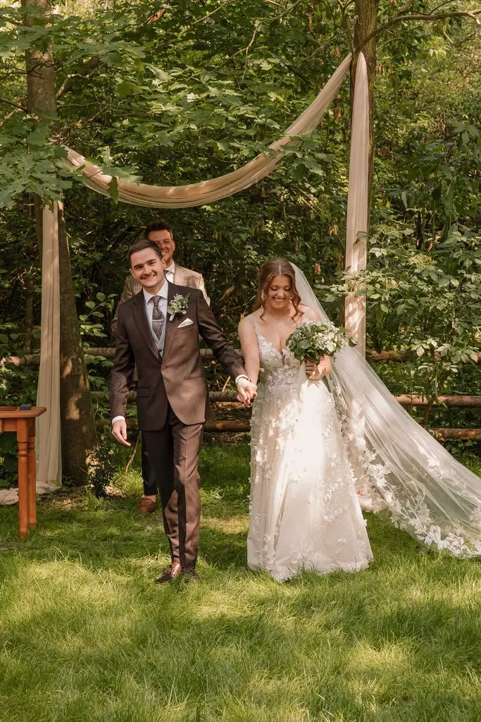 ślub humanistyczny w lesie, jak zorganizować ślub w plenerze