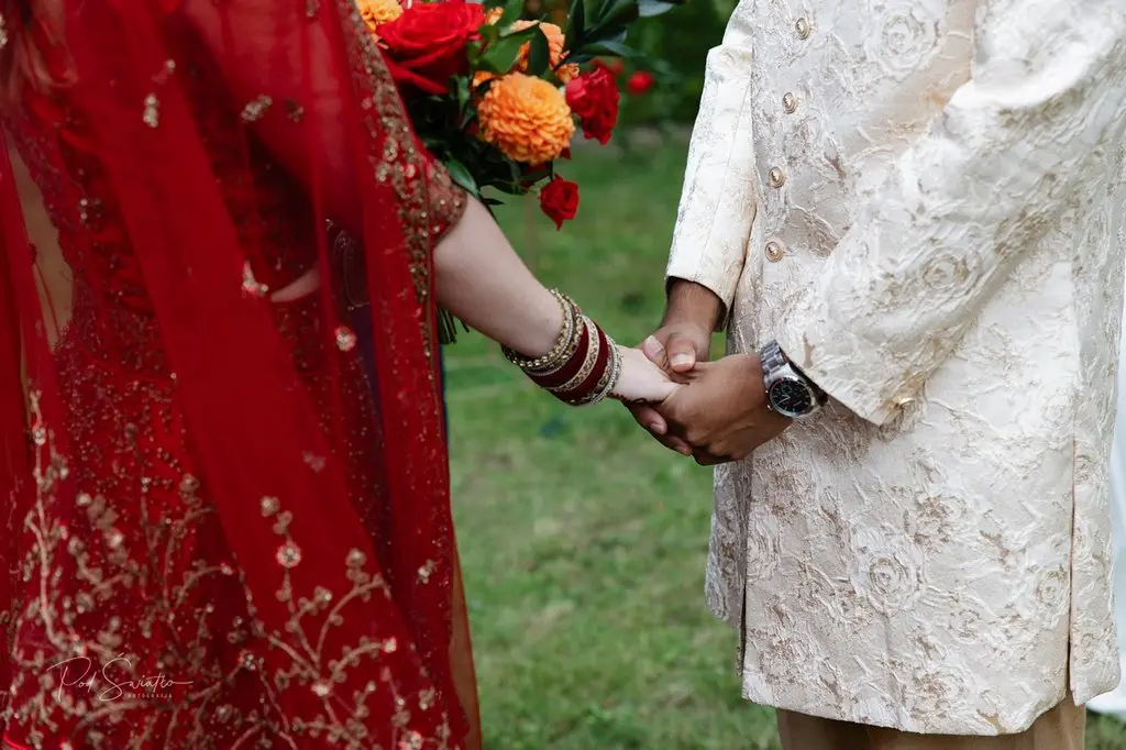 tradycje hinduskie podczas ślubu symbolicznego